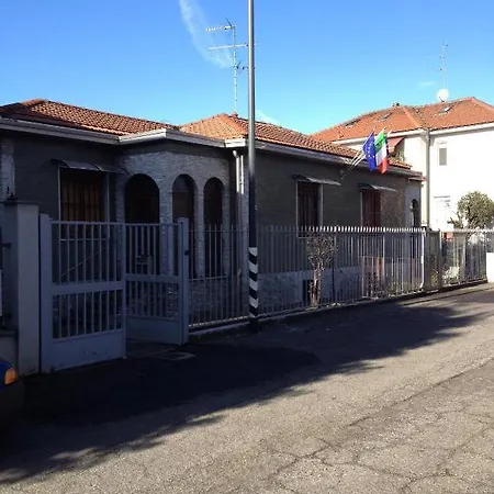 Milano B&B *