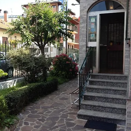 Bed and Breakfast Milano B&B *